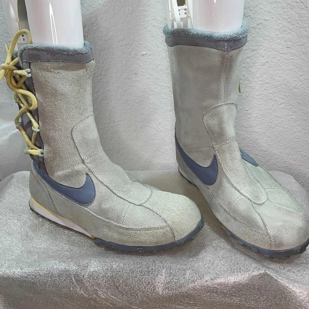 Nike Sakami Side Lace-Up Casual Sneaker Boot